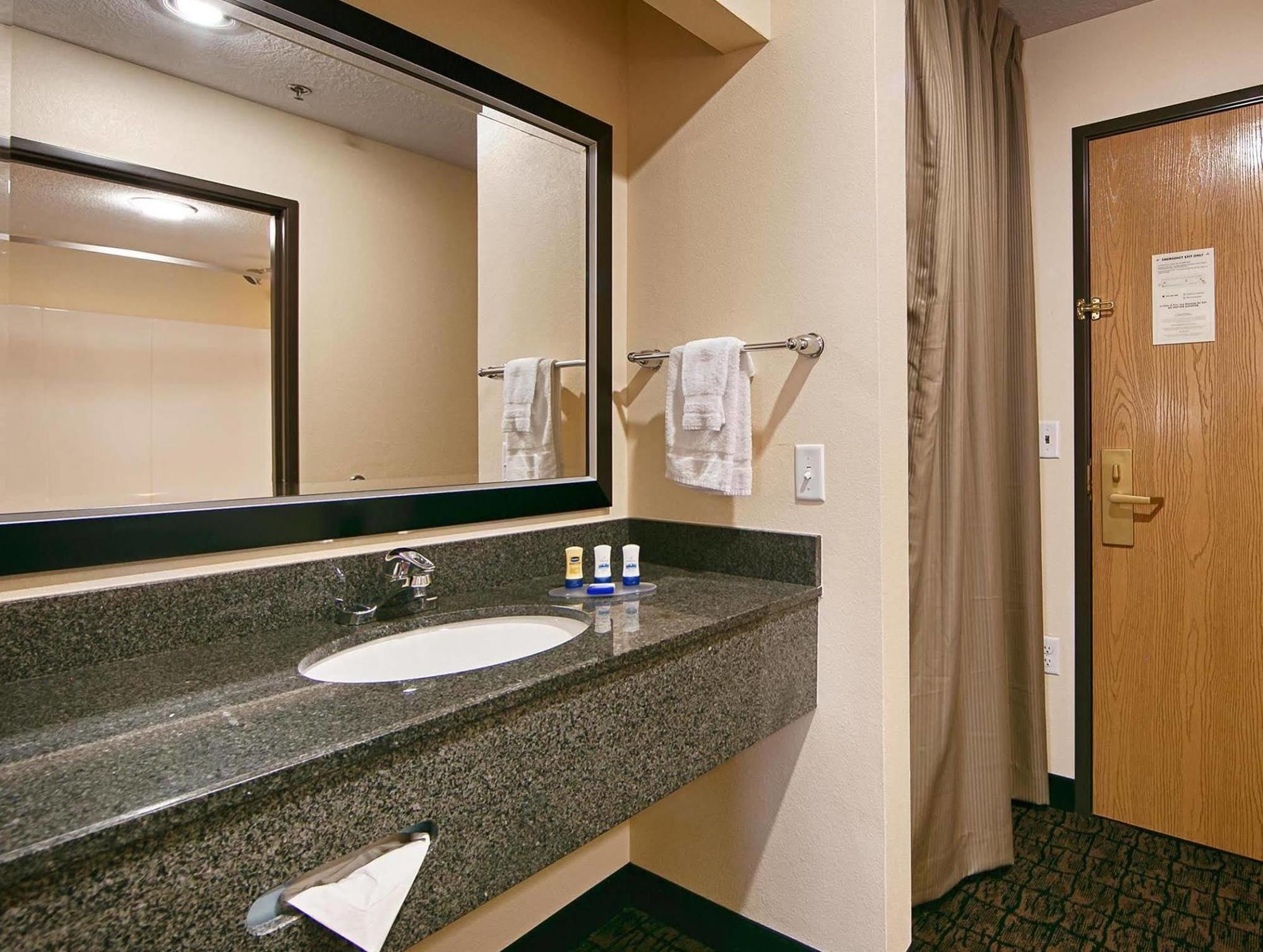 Western - Hotel 3*